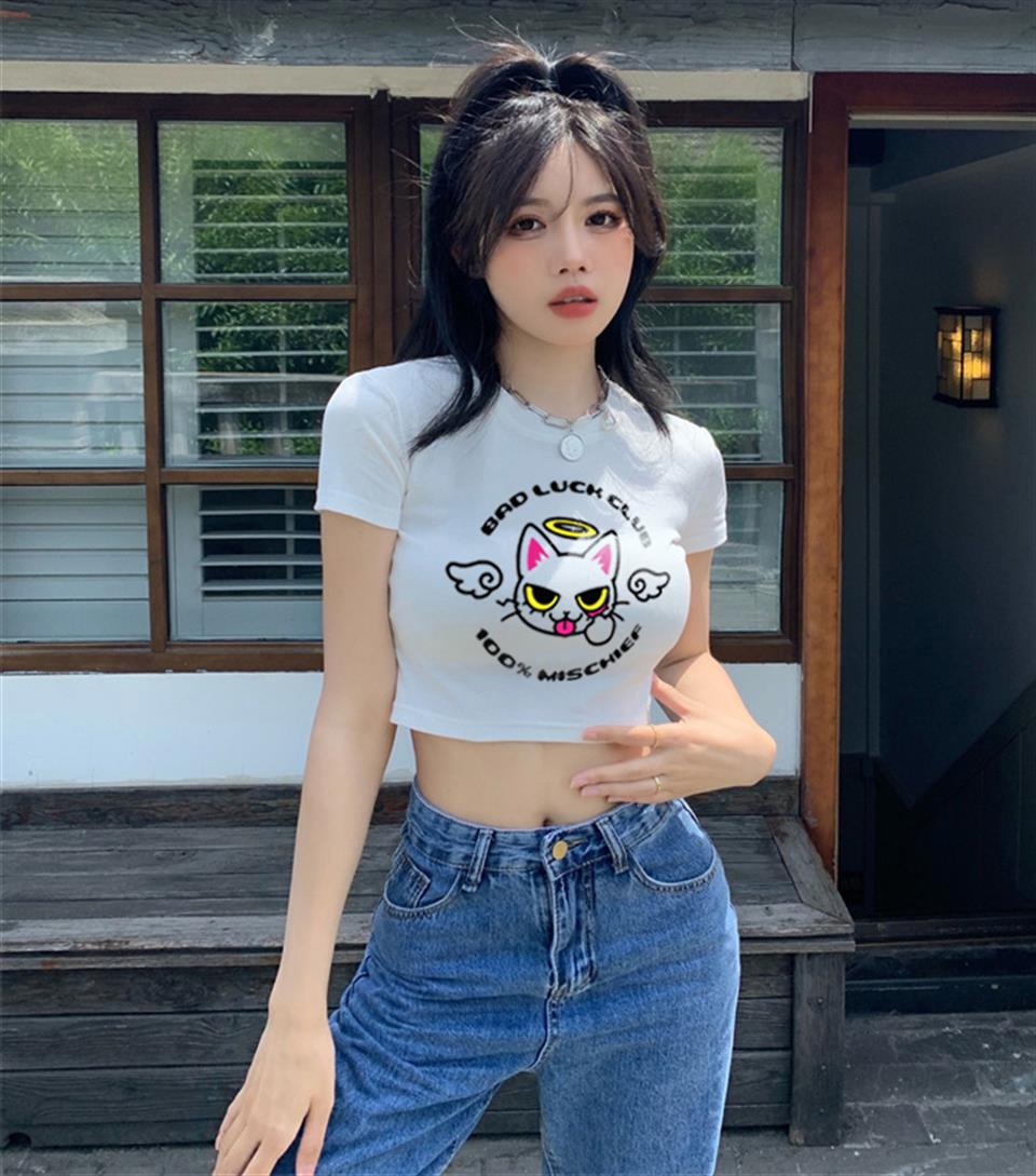 ESC BUTİK Bad Luck Club Baskılı Beyaz Crop