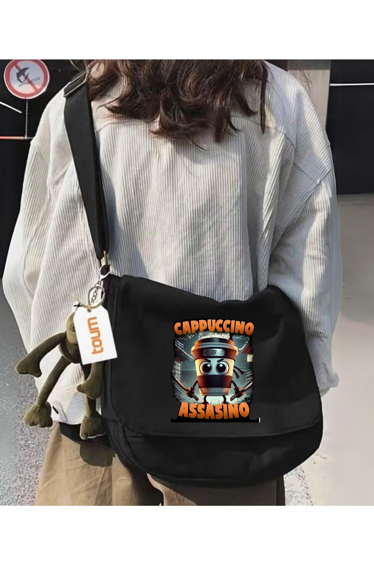 ESC BUTİK Cappuccino Assassino Baskılı Unisex Postacı Çantası