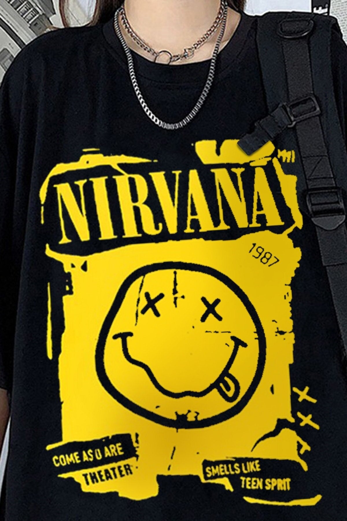 ESC BUTİK Siyah Renk Nirvana Baskılı Geniş Kesim Unisex Rock Metal T-shirt