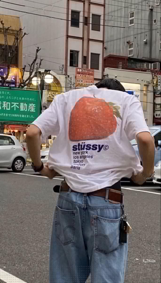 ESC BUTİK Strawberry Detail Baskılı Beyaz T-shirt