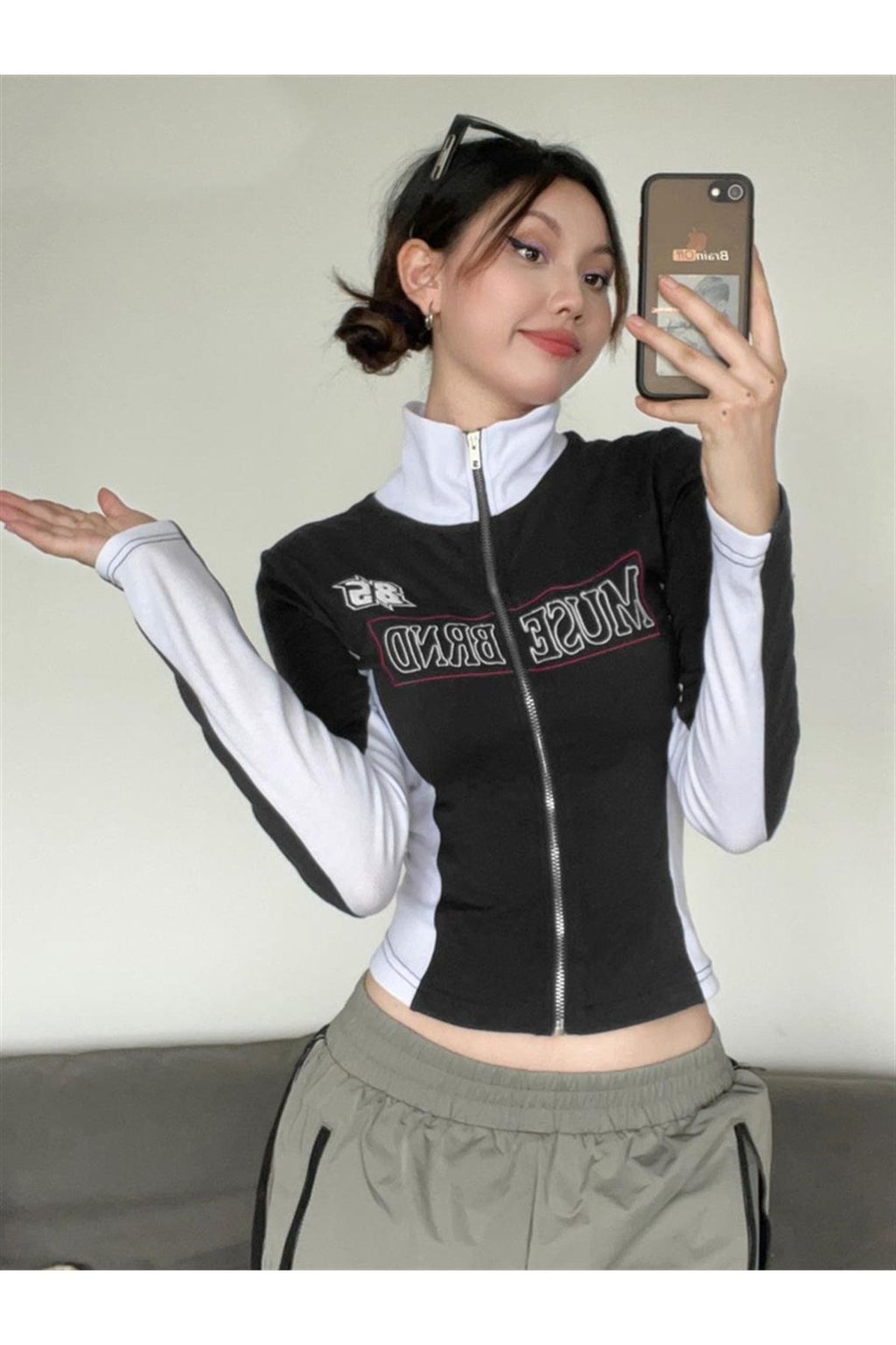 Muse Brand Baskılı Fermuarlı Siyah Crop
