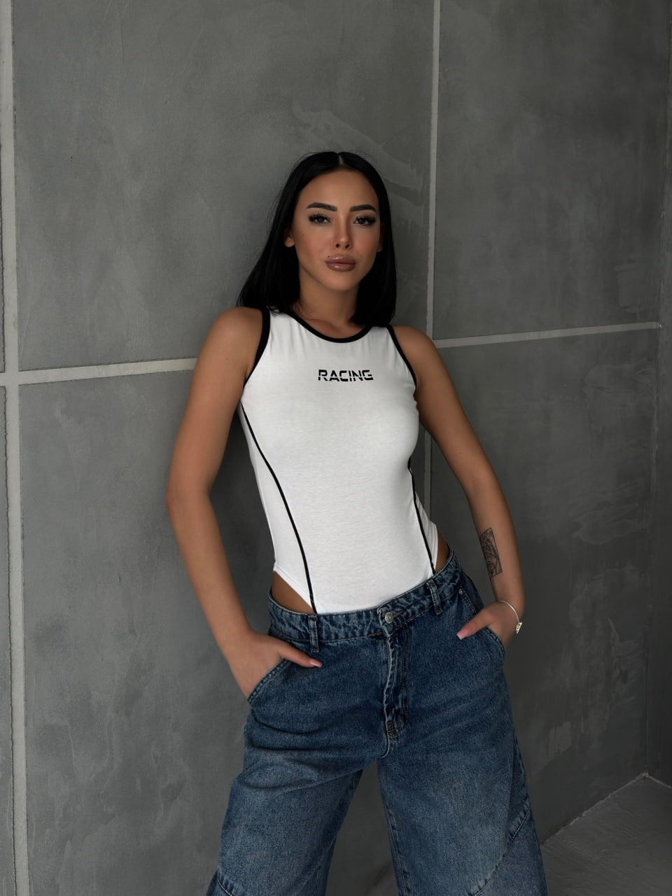 Y2k Tech Beyaz Racing Çıtçıtlı Zıbın Body