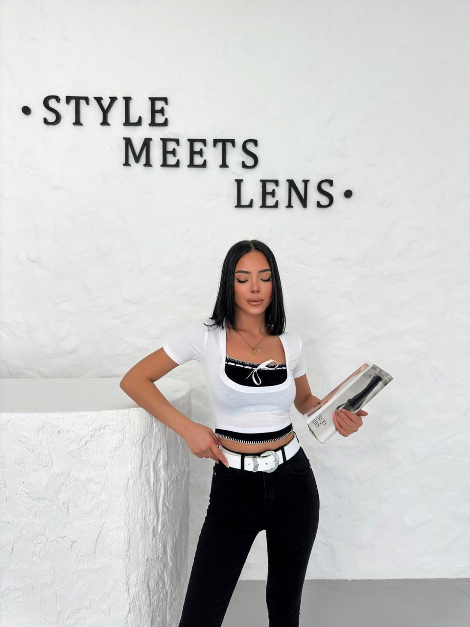 Y2K Tech Beyaz Açık Yaka Streetwear Büzgülü Yaka Retro Crop Bluz