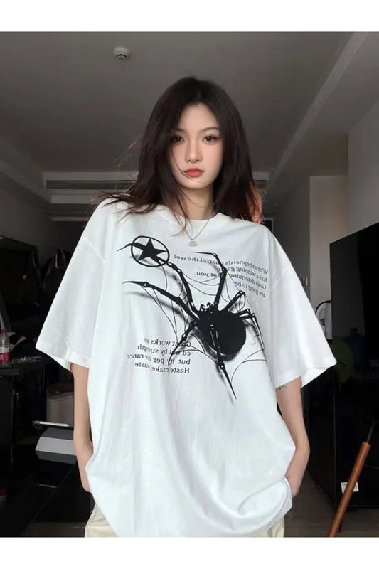 Hoodie Oversize Spider In Strings Örümcek Baskılı Beyaz Unisex T-Shirt
