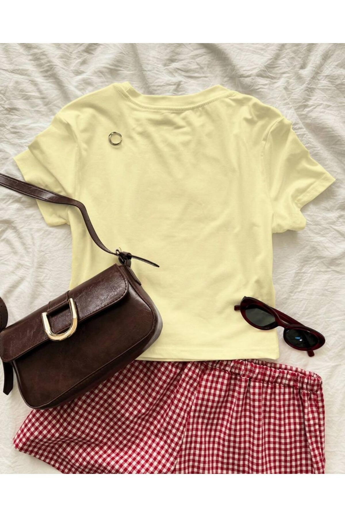 ESC BUTİK Kemer Boy Baby Tee Strawberry Baskılı Crop Bluz