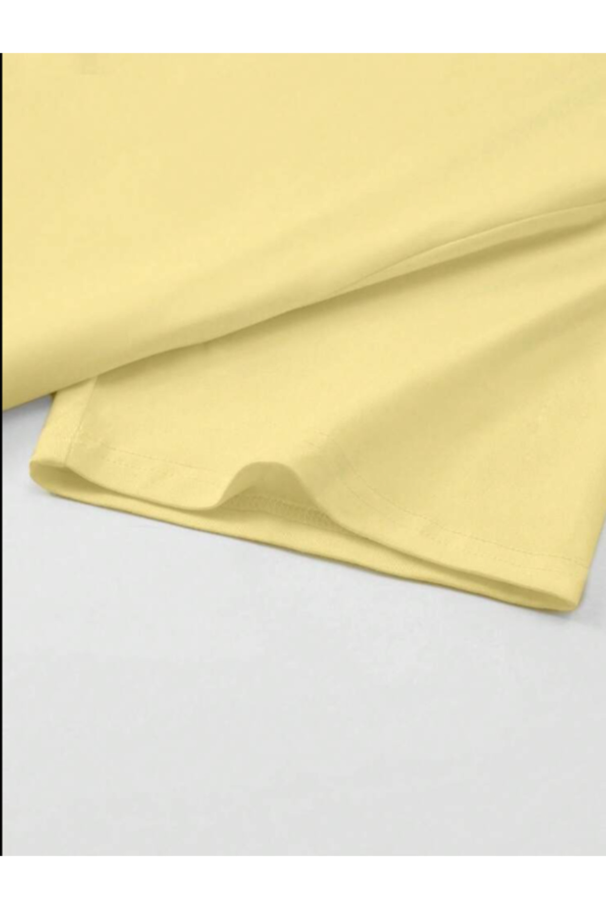 ESC BUTİK Kemer Boy Baby Tee Strawberry Baskılı Crop Bluz