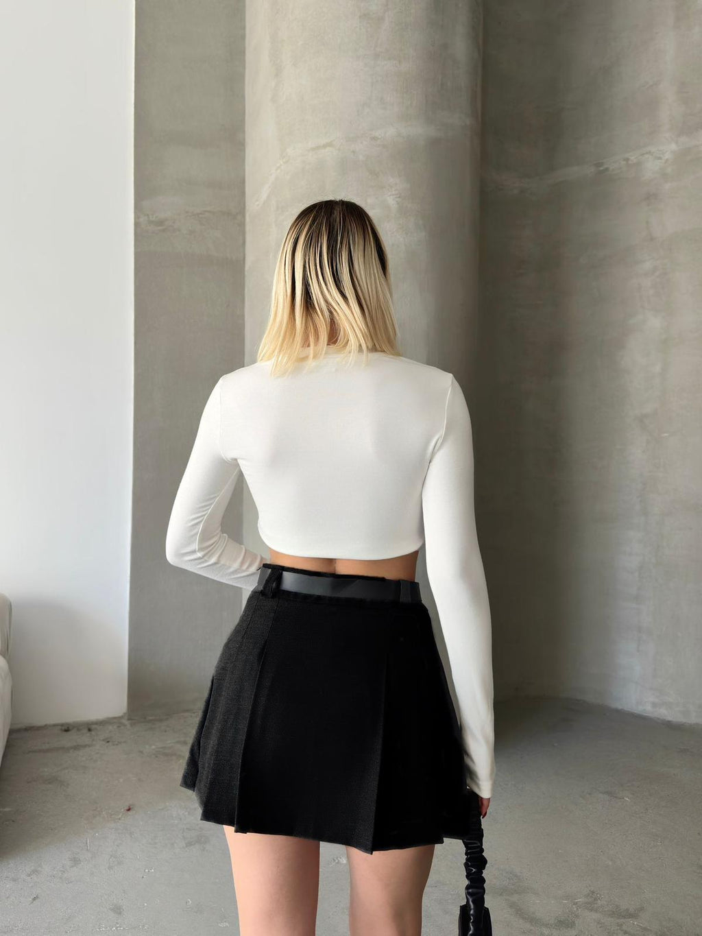 ESC BUTİK Kemer Detaylı Pileli Şortlu Mini Etek Siyah