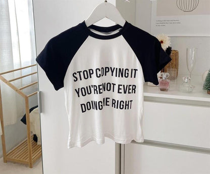 ESC BUTİK Stop Copying Me Baskılı Reglan Kol Beyaz Crop