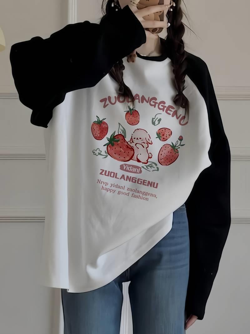 ESC BUTİK Vintage Reglan Uzun Kollu Strawberry Baskılı Beyaz T-Shirt