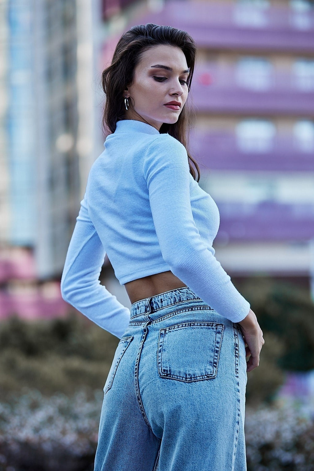 Beyaz Süper Crop Balıkçı Yaka Triko Kazak