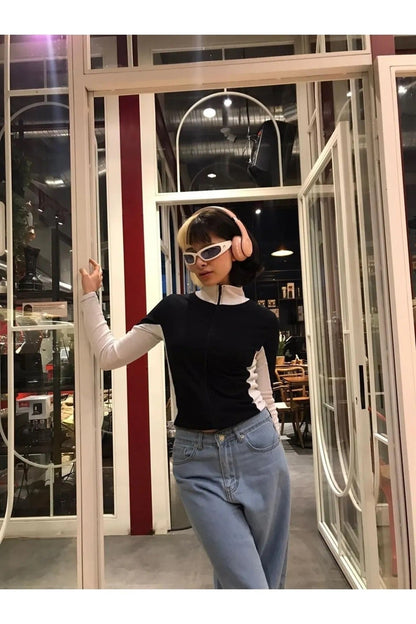 Line Detail Fermuarlı Siyah Renkli Crop Bluz